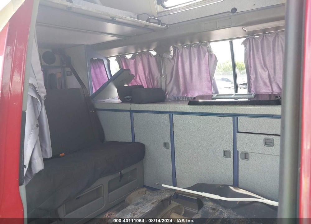 1994 VOLKSWAGEN EUROVAN MV VIN: WV2ZZZ70ZRH102700