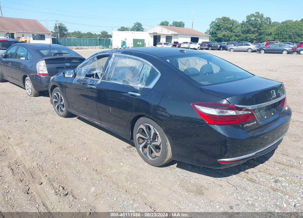 2017 HONDA ACCORD EX VIN: 1HGCR2F70HA212522