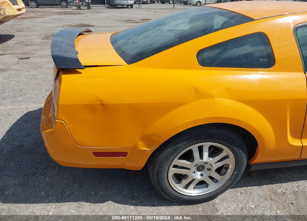 2007 FORD MUSTANG V6 DELUXE/V6 PREMIUM VIN: 1ZVFT80N575212110