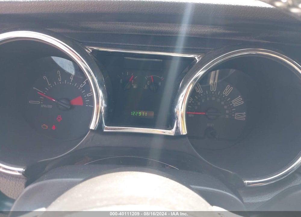 2007 FORD MUSTANG V6 DELUXE/V6 PREMIUM VIN: 1ZVFT80N575212110