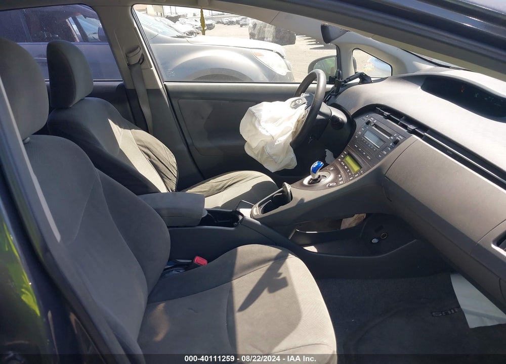2011 TOYOTA PRIUS TWO VIN: JTDKN3DU3B1366783
