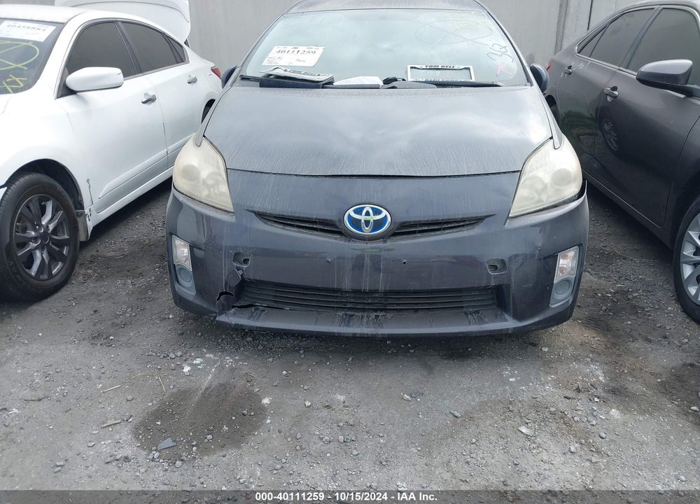 2011 TOYOTA PRIUS TWO VIN: JTDKN3DU3B1366783
