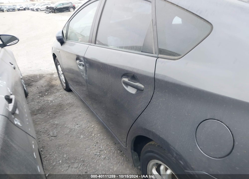 2011 TOYOTA PRIUS TWO VIN: JTDKN3DU3B1366783