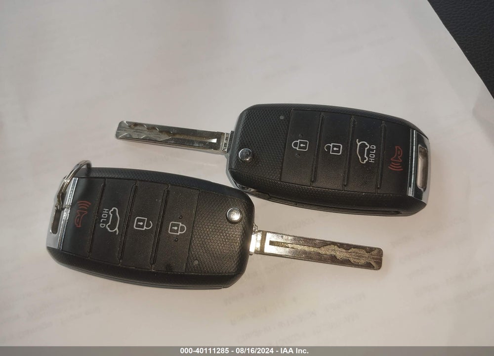 2020 KIA SPORTAGE LX VIN: KNDPM3AC6L7828563