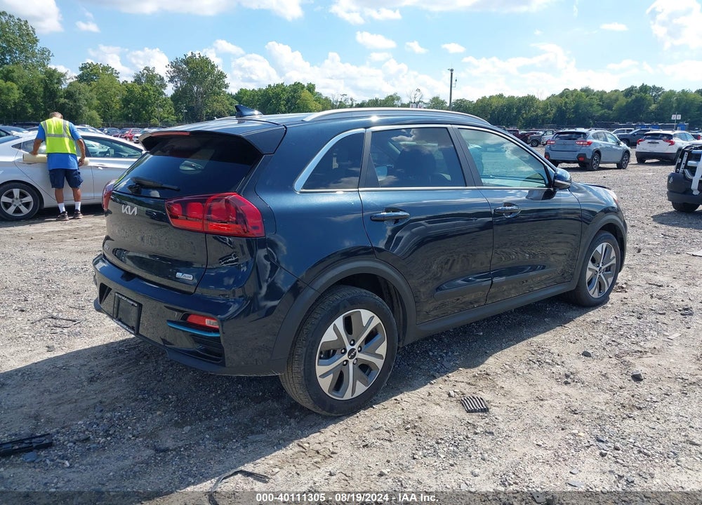 2022 KIA NIRO EV EX VIN: KNDCC3LG8N5124719
