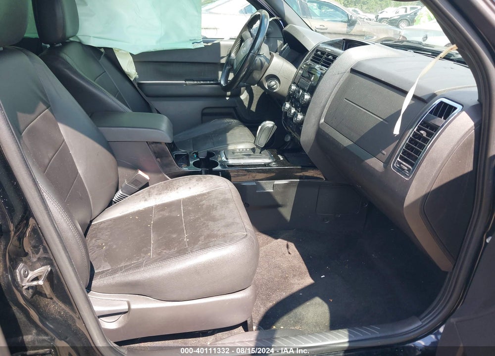 2010 FORD ESCAPE LIMITED VIN: 1FMCU0E71AKC87860