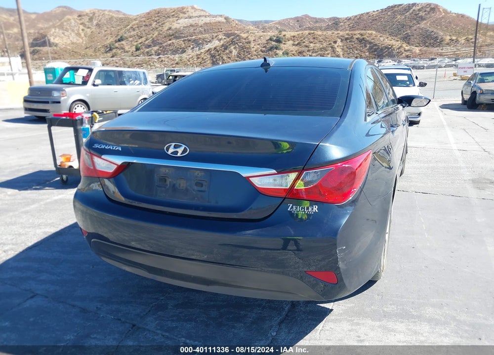 2014 HYUNDAI SONATA VIN: 5NPEB4AC2EH869564