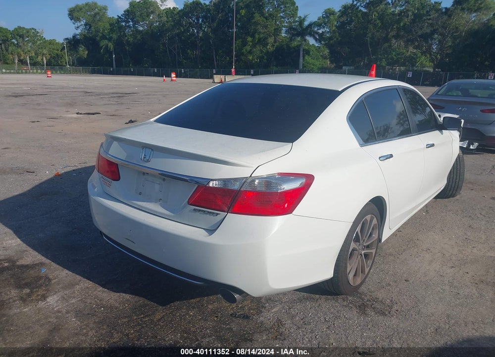 2015 HONDA ACCORD SPORT VIN: 1HGCR2F57FA163573