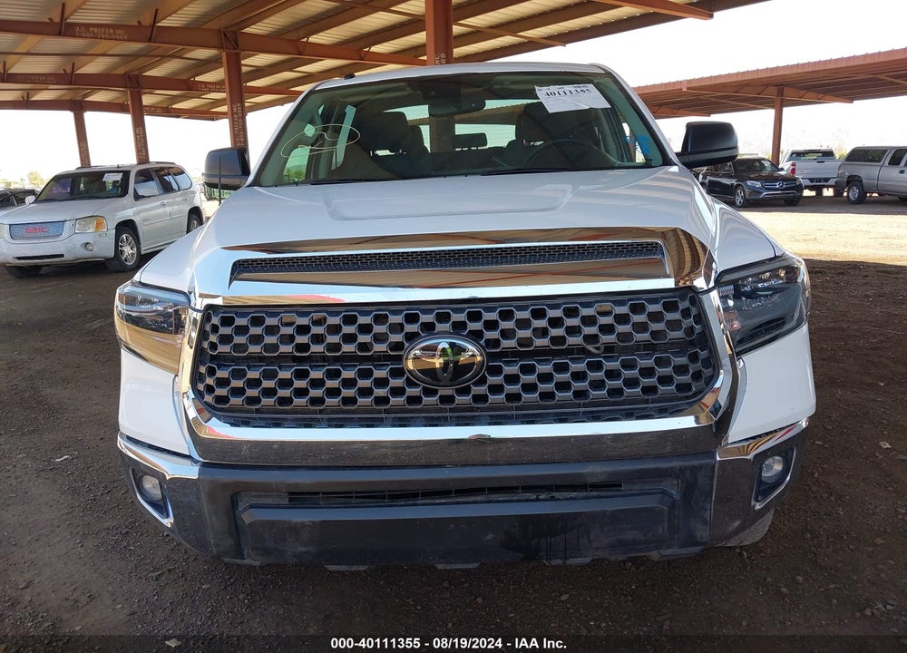 2019 TOYOTA TUNDRA 4WD SR5 VIN: 5TFDY5F18KX785918