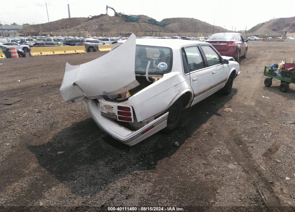 1994 OLDSMOBILE CUTLASS CIERA S VIN: 1G3AG55M8R6426845