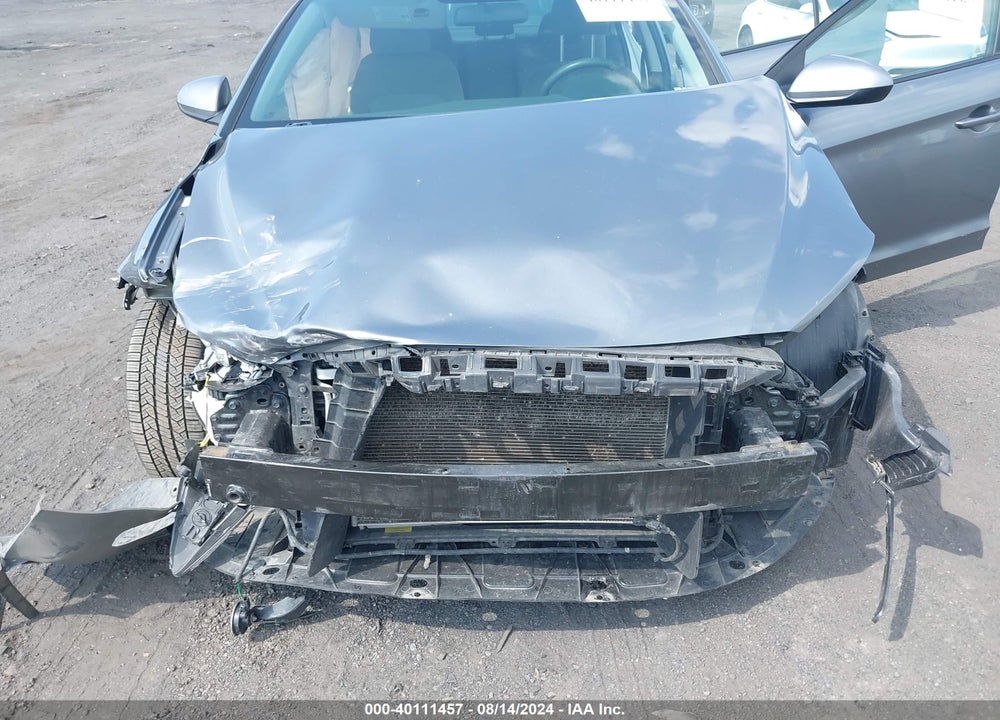2018 HYUNDAI ELANTRA SEL VIN: KMHD84LF0JU534834