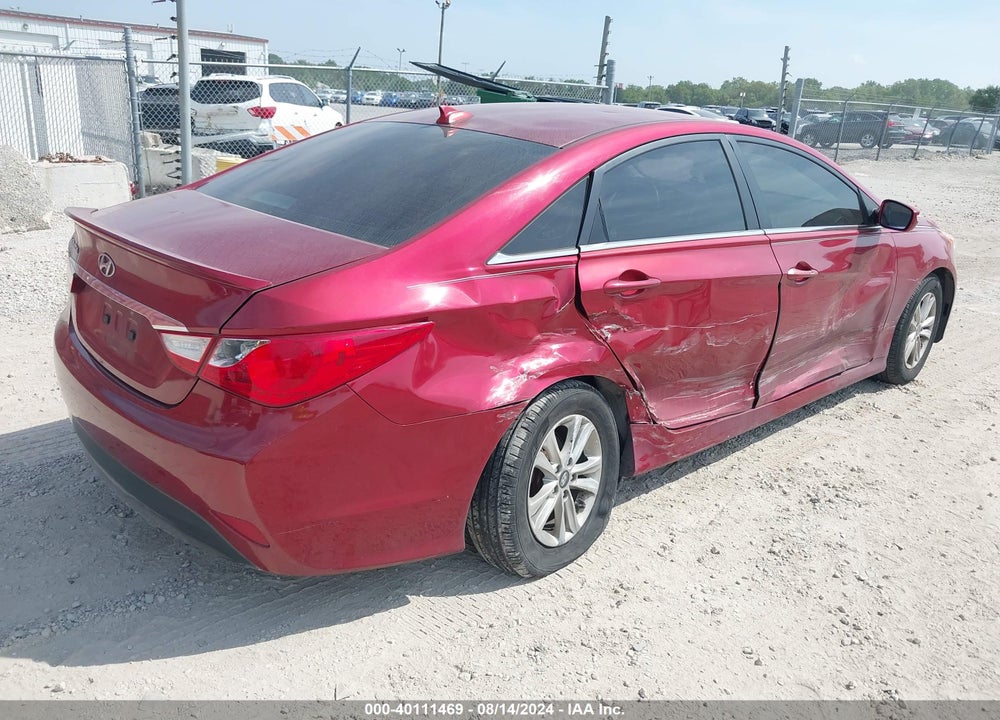 2014 HYUNDAI SONATA GLS VIN: 5NPEB4ACXEH928845