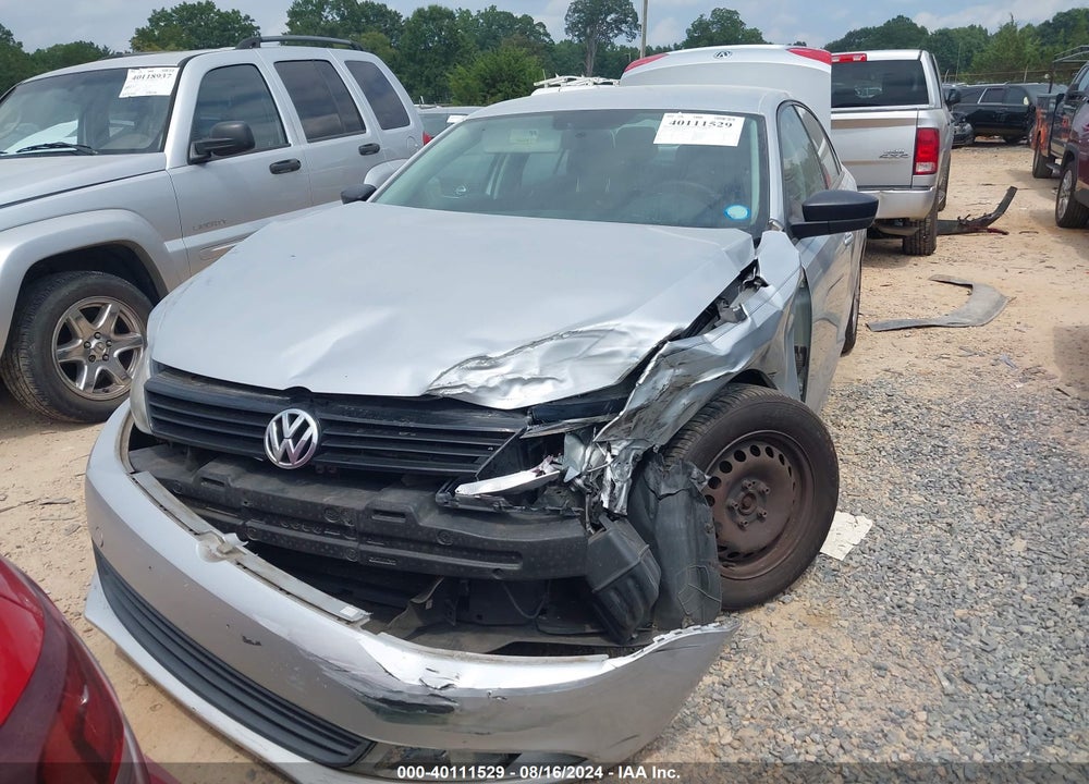 2014 VOLKSWAGEN JETTA 2.0L S VIN: 3VW2K7AJ0EM213017