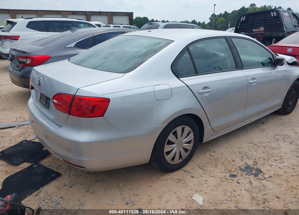 2014 VOLKSWAGEN JETTA 2.0L S VIN: 3VW2K7AJ0EM213017