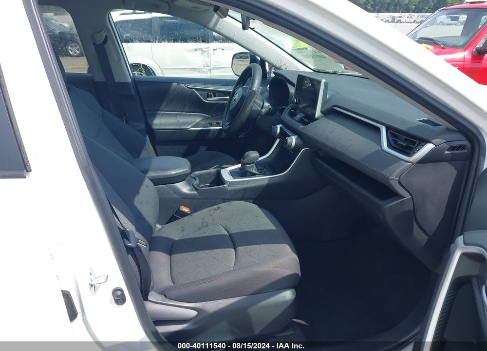 2023 TOYOTA RAV4 HYBRID XLE VIN: 4T3RWRFV6PU095196