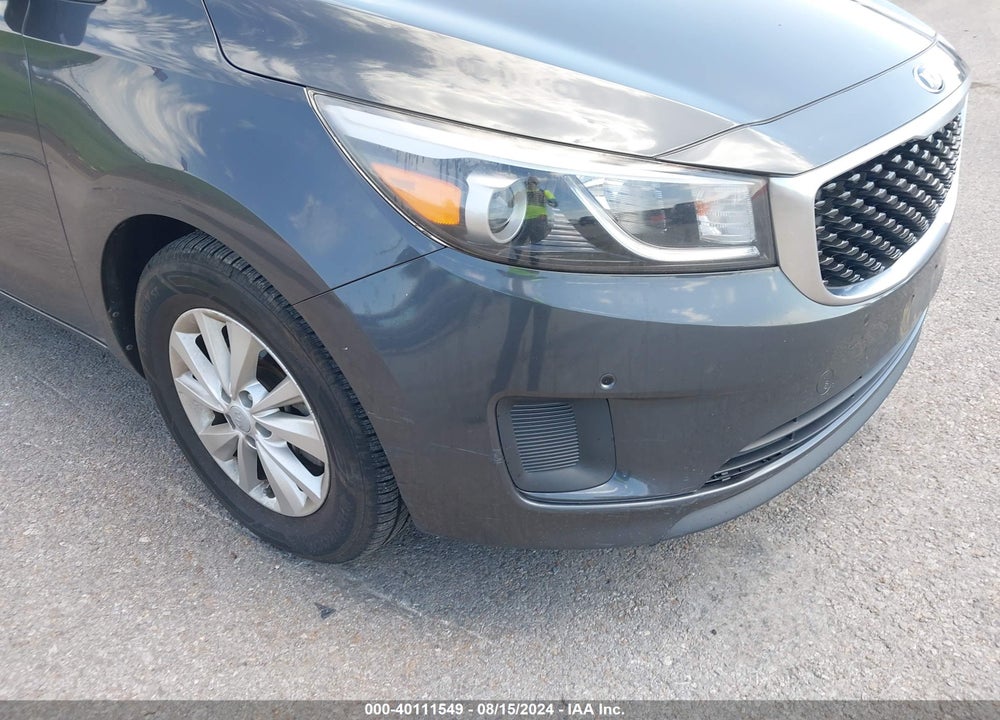 2017 KIA SEDONA LX VIN: KNDMB5C17H6236490
