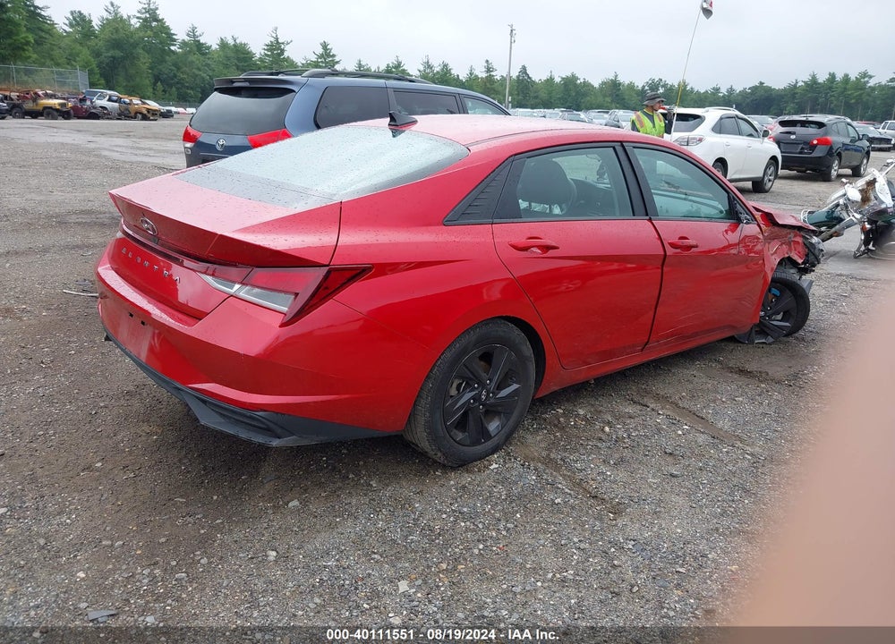 2021 HYUNDAI ELANTRA SEL VIN: 5NPLM4AG3MH044670