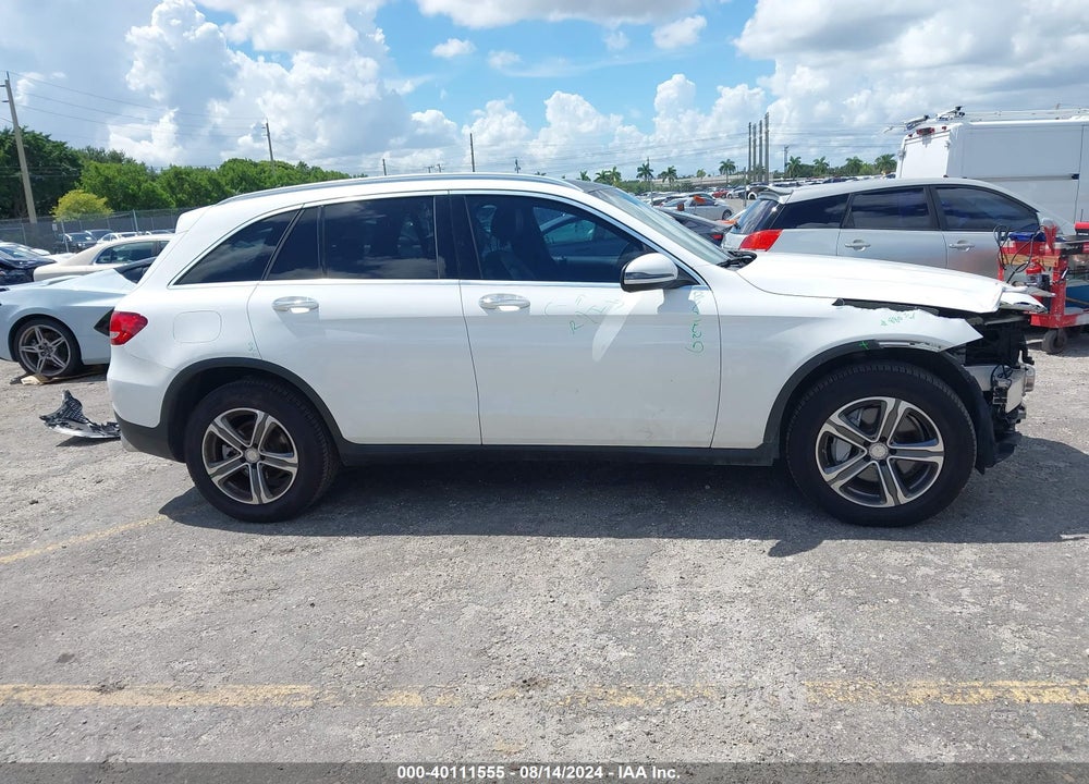 2017 MERCEDES-BENZ GLC 300 VIN: WDC0G4JB8HF152839