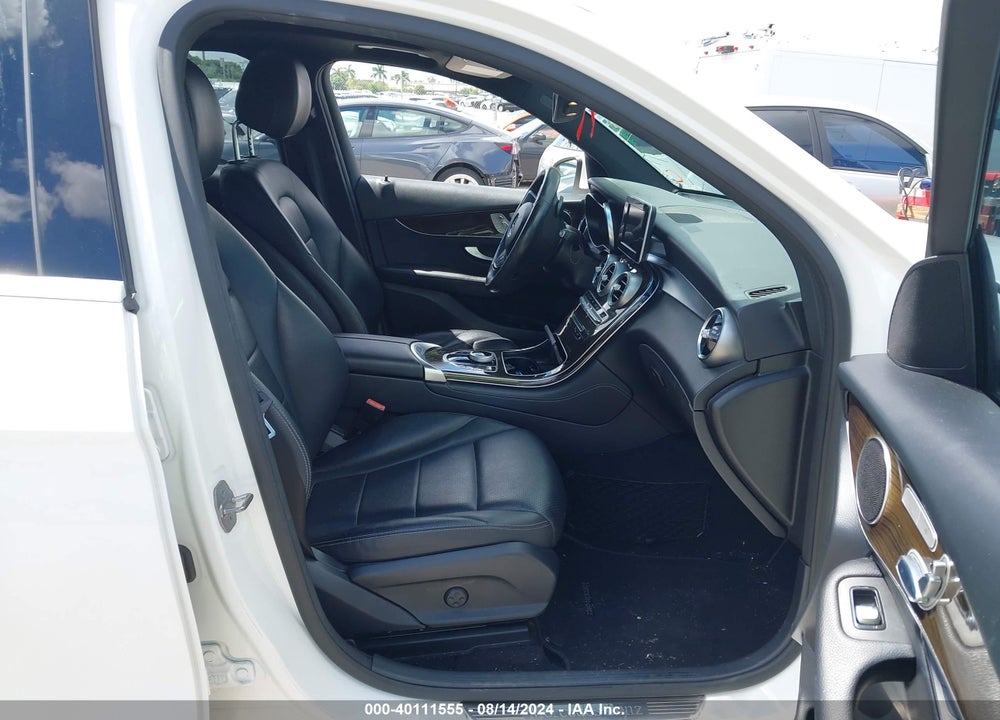 2017 MERCEDES-BENZ GLC 300 VIN: WDC0G4JB8HF152839