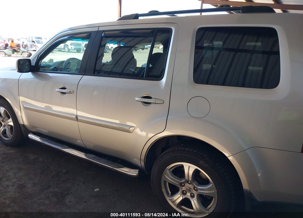 2014 HONDA PILOT EX-L VIN: 5FNYF3H56EB014528