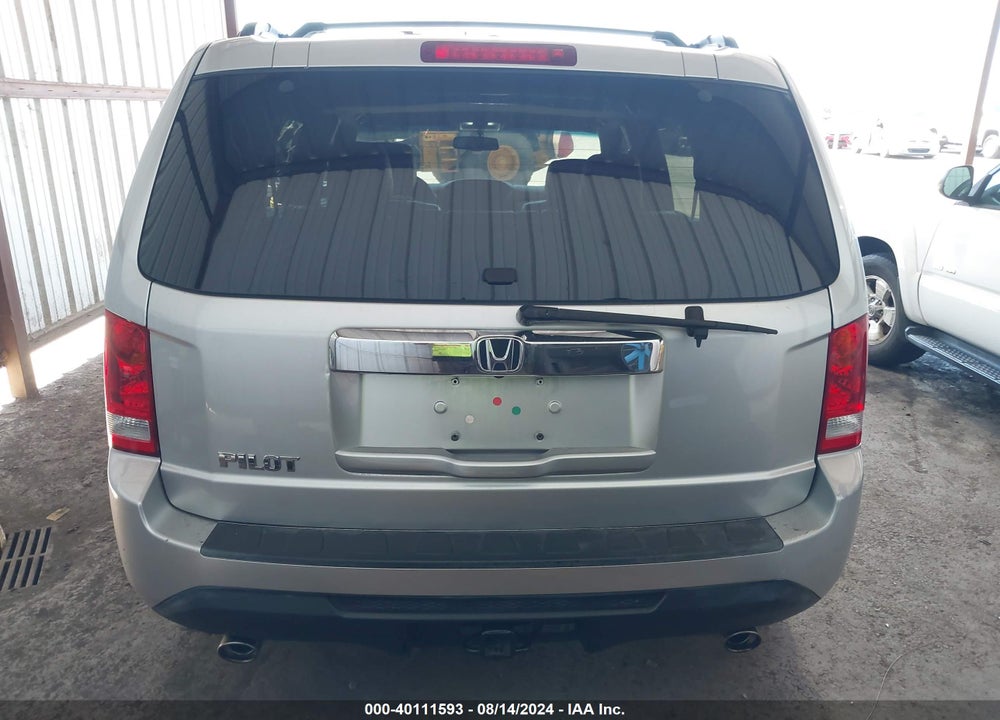 2014 HONDA PILOT EX-L VIN: 5FNYF3H56EB014528