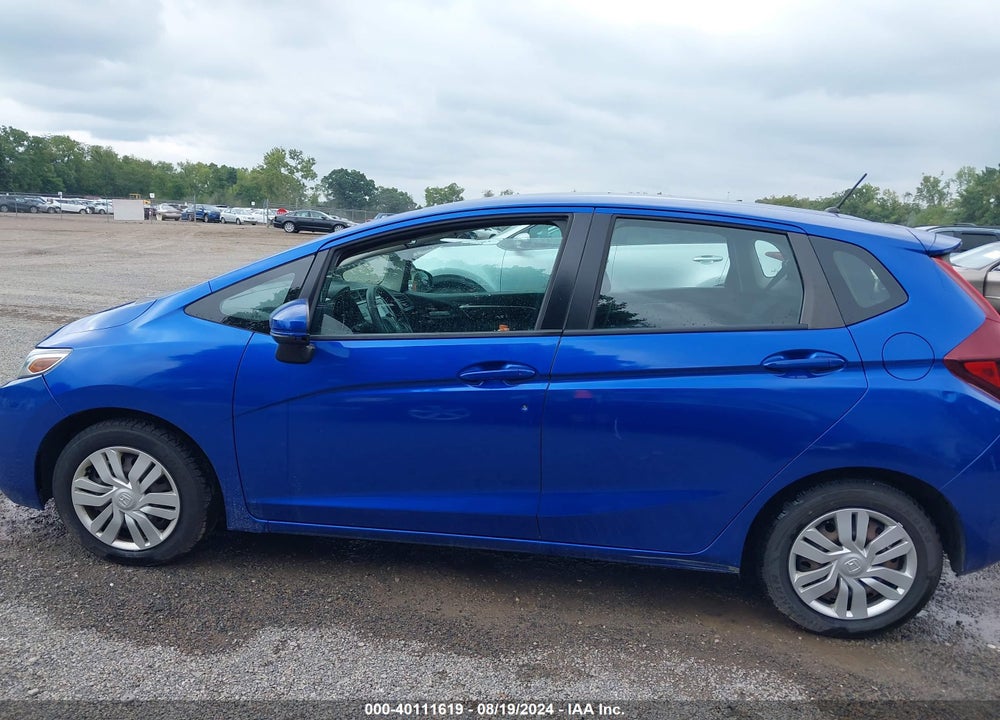 2017 HONDA FIT LX VIN: 3HGGK5H50HM711603