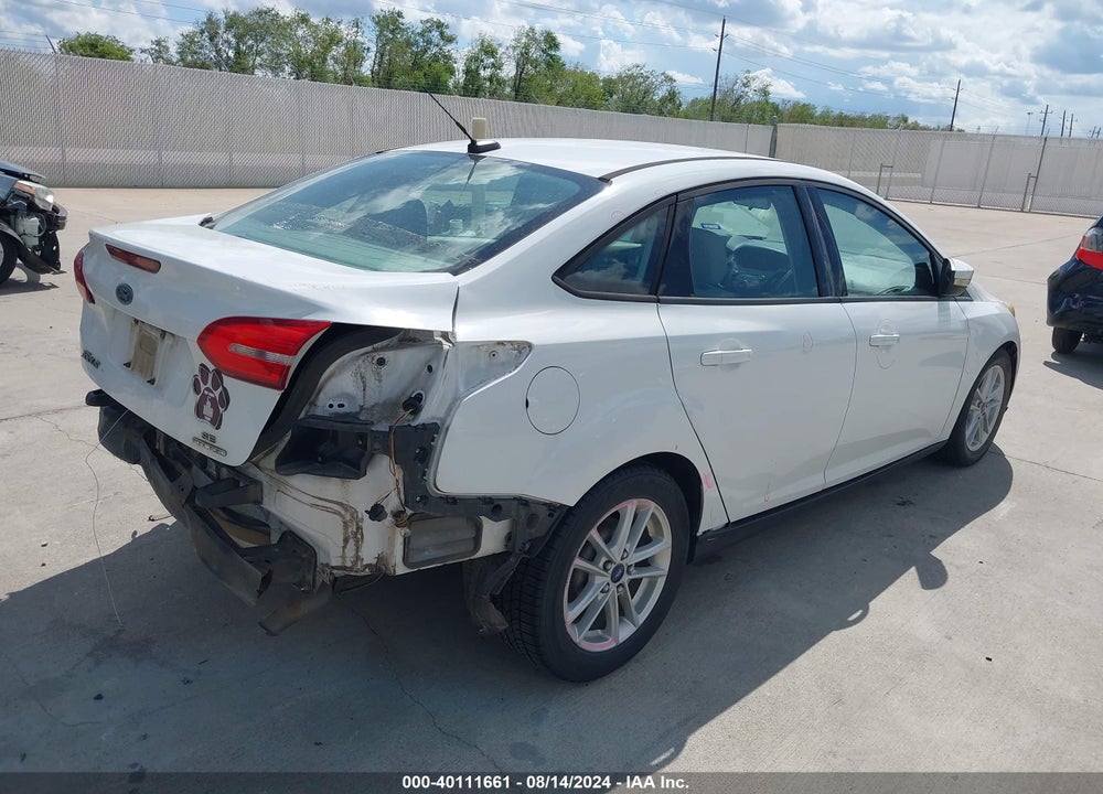 2016 FORD FOCUS SE VIN: 1FADP3F25GL212267