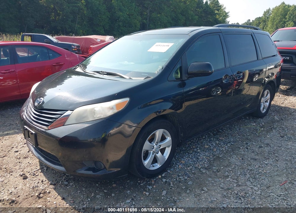2014 TOYOTA SIENNA LE V6 8 PASSENGER VIN: 5TDKK3DC9ES492072