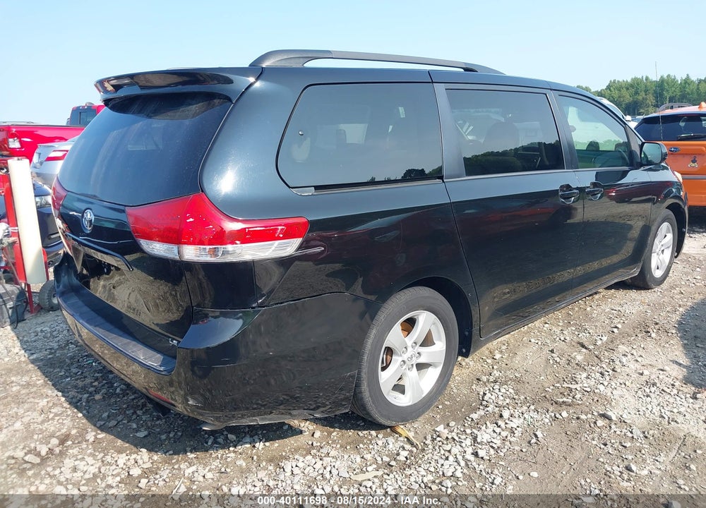 2014 TOYOTA SIENNA LE V6 8 PASSENGER VIN: 5TDKK3DC9ES492072
