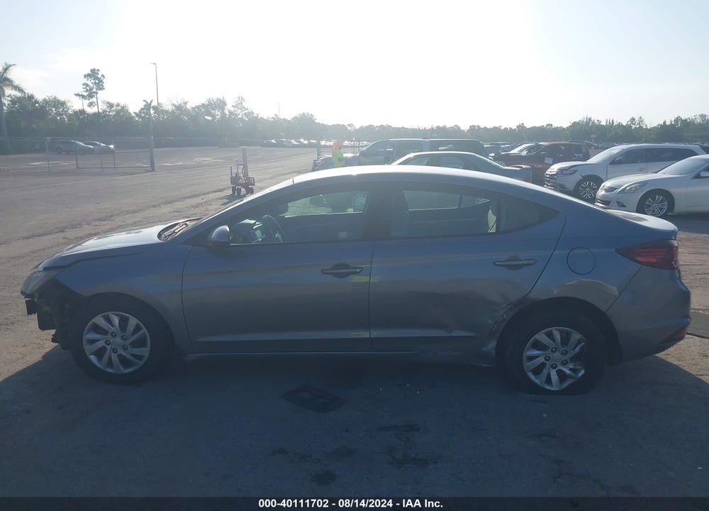 2019 HYUNDAI ELANTRA VIN: KMHD74LF5KU833594