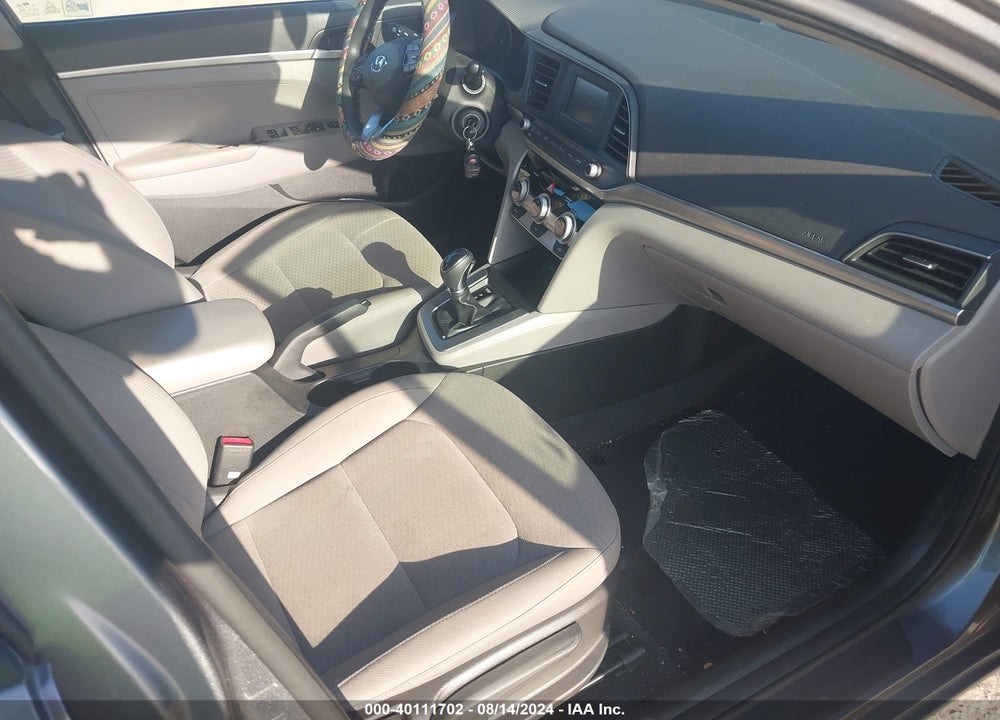 2019 HYUNDAI ELANTRA VIN: KMHD74LF5KU833594