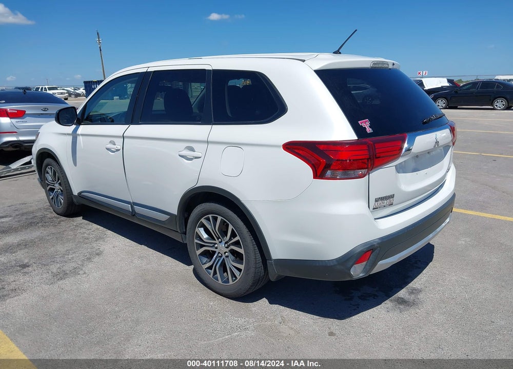2016 MITSUBISHI OUTLANDER ES VIN: JA4AD2A37GZ012742