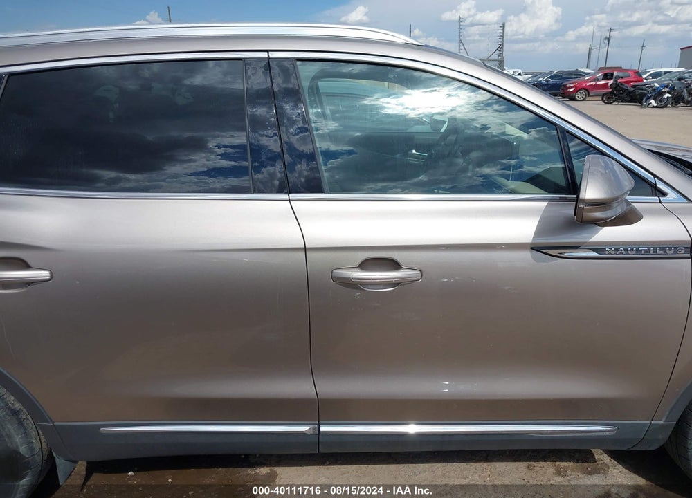 2021 LINCOLN NAUTILUS STANDARD VIN: 2LMPJ6J92MBL11221
