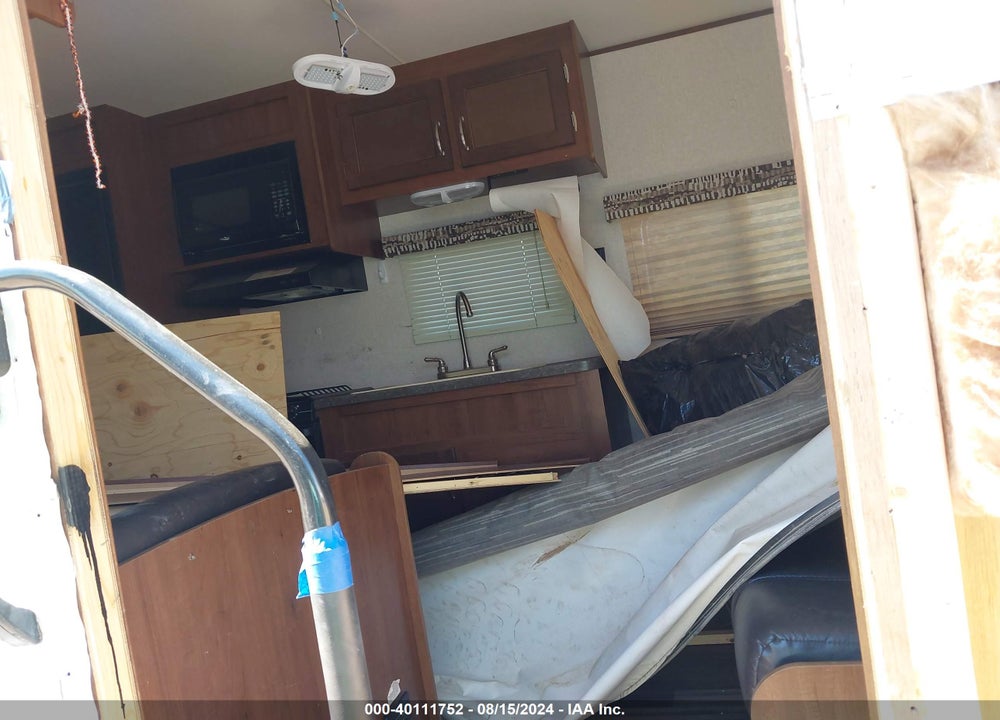 2017 JAYCO JAY FLIGHT SLX SERIE VIN: 1UJBJ0BN7H17V0922