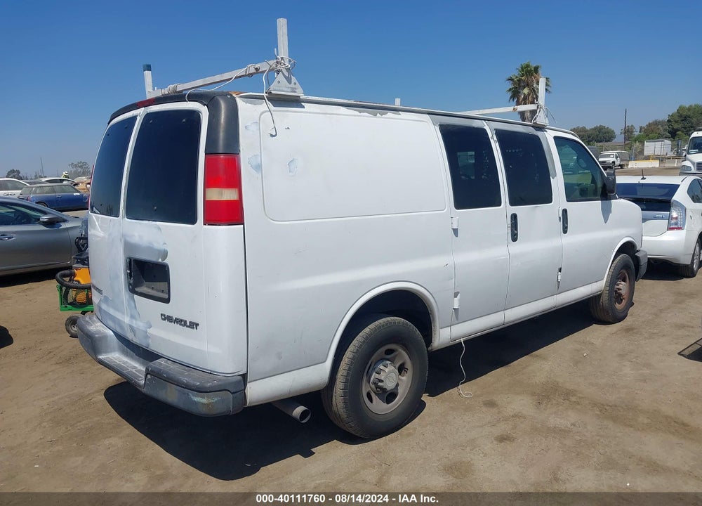 2006 CHEVROLET EXPRESS WORK VAN VIN: 1GCGG25V561157701