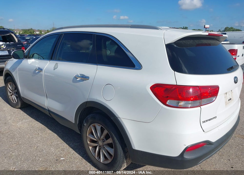 2016 KIA SORENTO 3.3L LX VIN: 5XYPG4A53GG039021