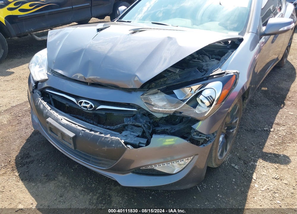 2016 HYUNDAI GENESIS 3.8 BASE VIN: KMHHT6KJ3GU134793