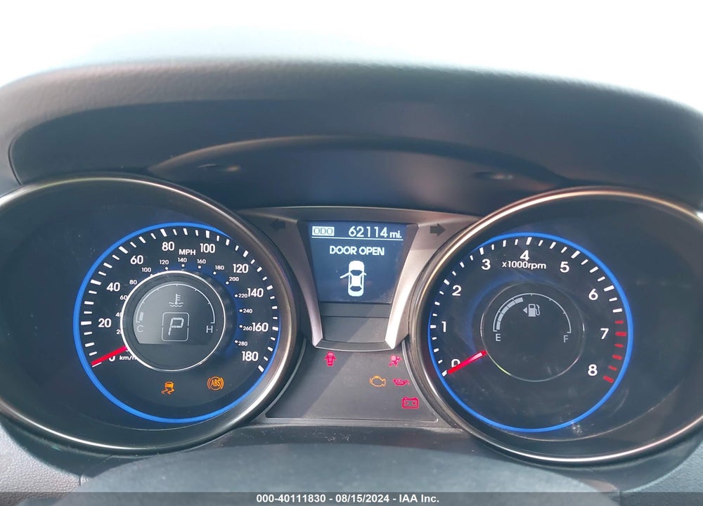 2016 HYUNDAI GENESIS 3.8 BASE VIN: KMHHT6KJ3GU134793