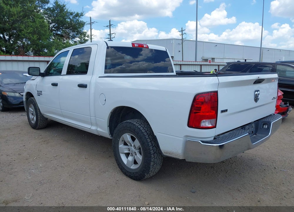 2022 RAM 1500 CLASSIC SLT 4X4 5'7 BOX VIN: 1C6RR7LG9NS236356