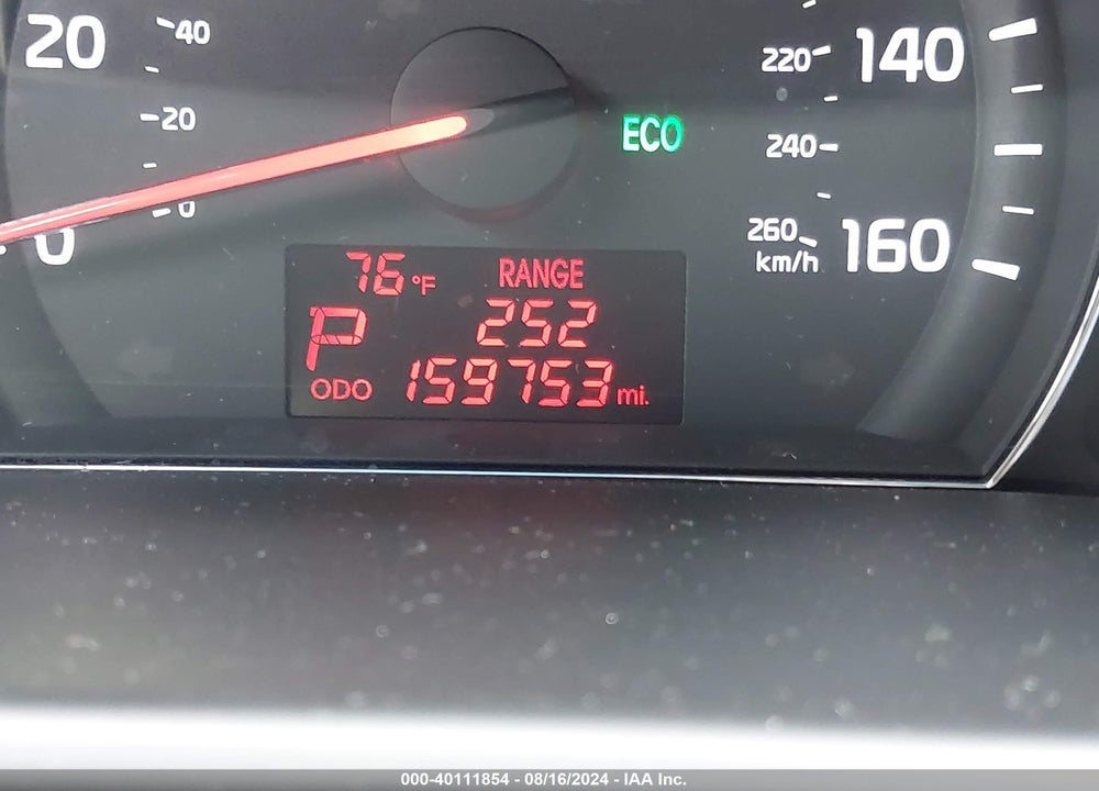 2015 KIA SORENTO LX VIN: 5XYKTCA68FG559688