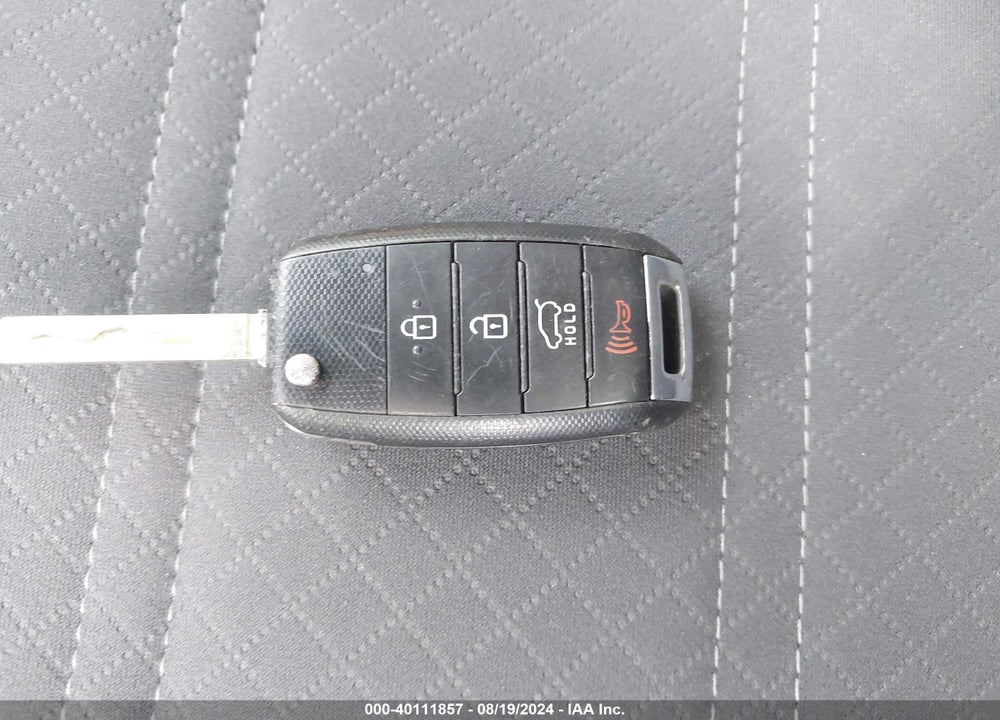 2018 KIA SORENTO 3.3L LX VIN: 5XYPGDA50JG367522