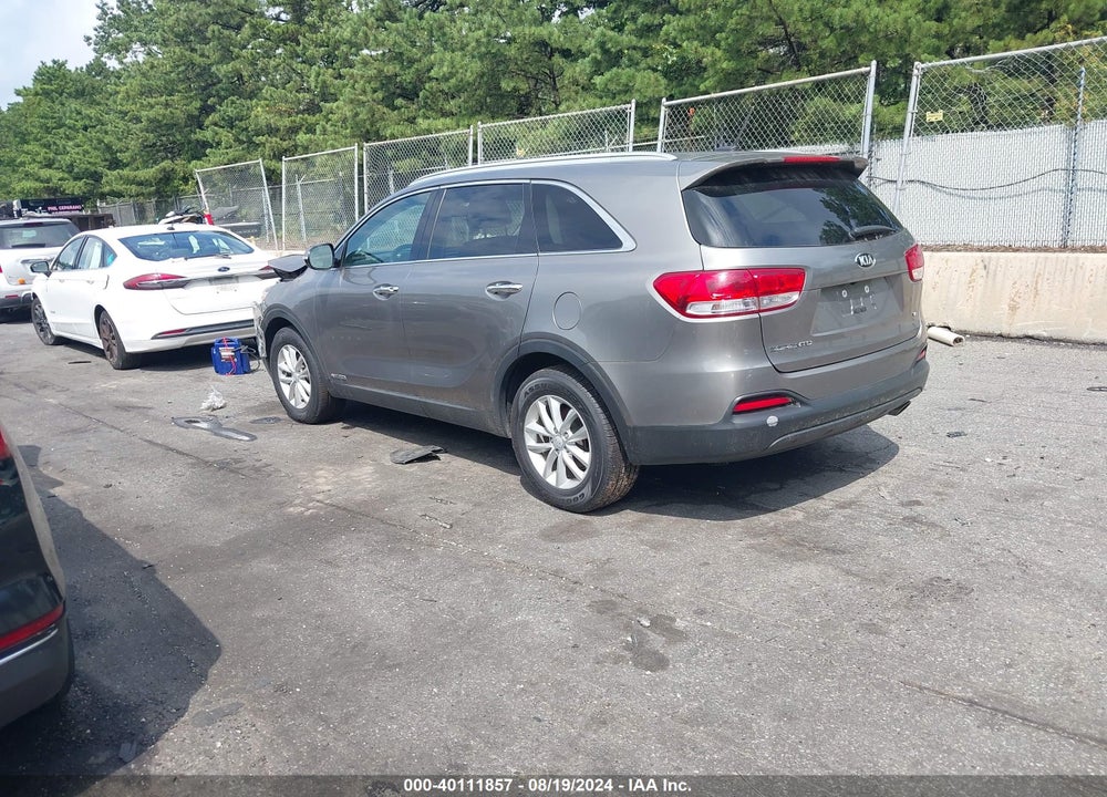 2018 KIA SORENTO 3.3L LX VIN: 5XYPGDA50JG367522