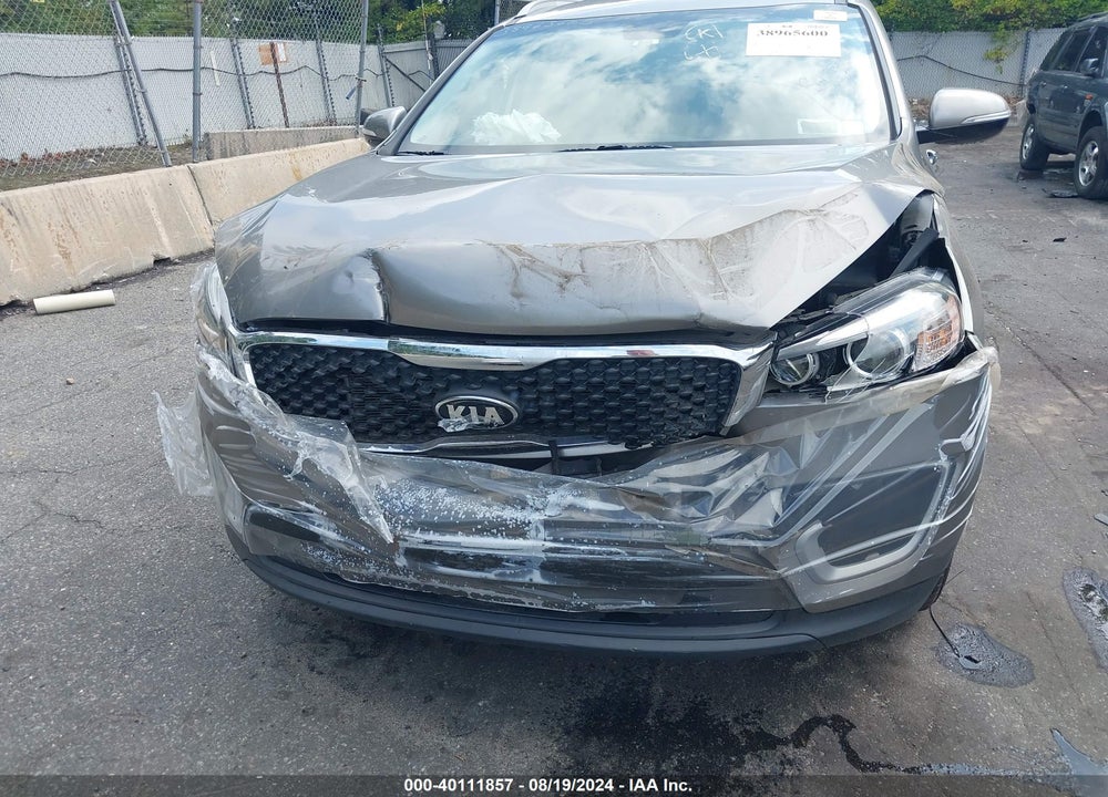 2018 KIA SORENTO 3.3L LX VIN: 5XYPGDA50JG367522