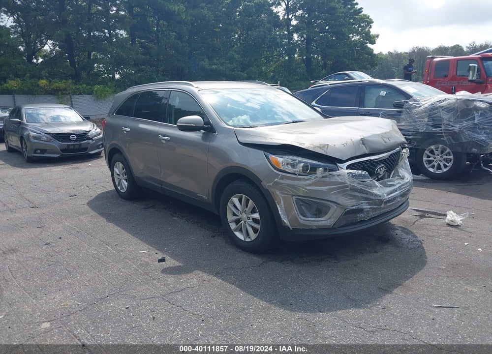 2018 KIA SORENTO 3.3L LX VIN: 5XYPGDA50JG367522
