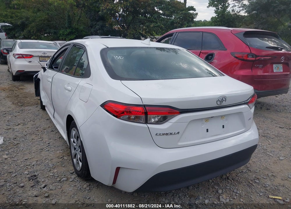 2024 TOYOTA COROLLA LE VIN: 5YFB4MDE2RP092161