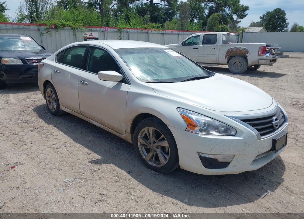 2014 NISSAN ALTIMA 2.5 SV VIN: 1N4AL3AP1EN256947