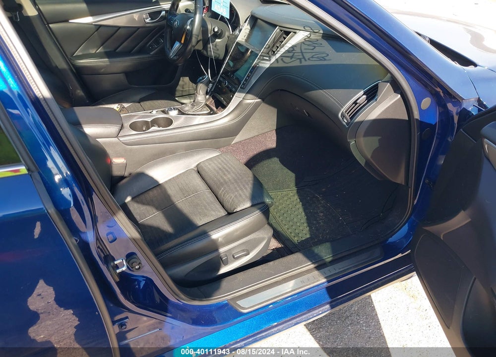 2019 INFINITI Q50 3.0T SIGNATURE EDITION VIN: JN1EV7AP8KM541064