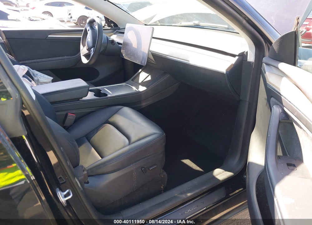 2023 TESLA MODEL Y AWD/LONG RANGE DUAL MOTOR ALL-WHEEL DRIVE VIN: 7SAYGDEEXPA034131