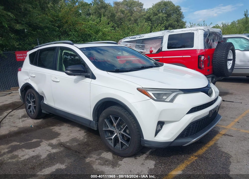 2016 TOYOTA RAV4 SE VIN: JTMJFREV2GJ055050