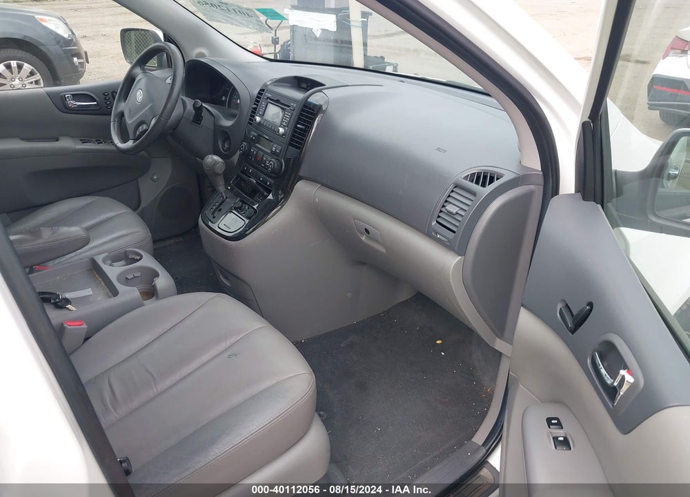 2011 KIA SEDONA EX VIN: KNDMH4C72B6373521